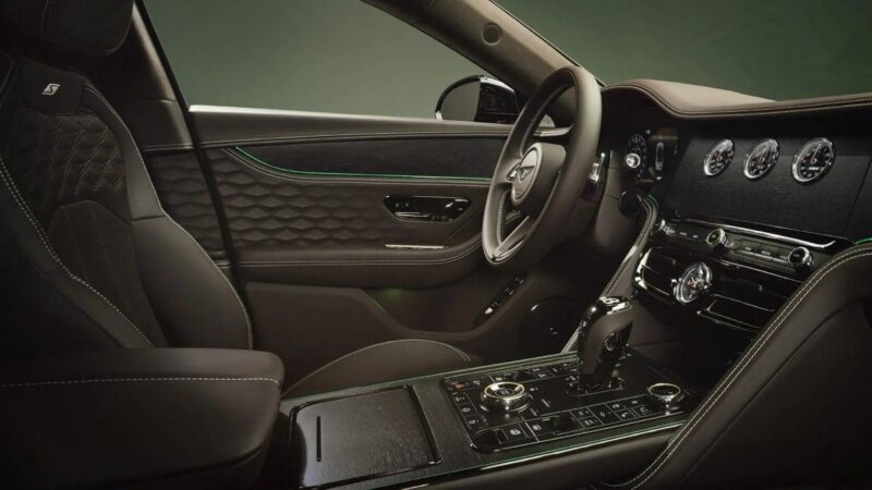 Bentley Flying Spur: Ažuriranje i povratak S-verzije