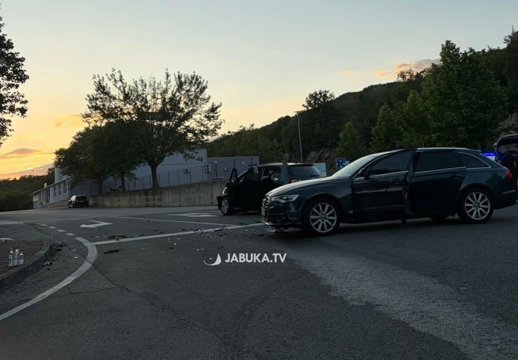 Detalji prometne u Grudama: Šest osoba ozlijeđeno u sudaru Audija i Volkswagena