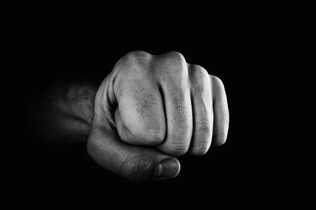 Hercegovina: Potvrđena optužnica protiv 7 osoba zbog brutalnog prebijanja sugrađanina