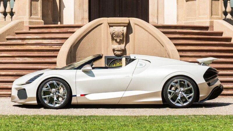Bugatti W16 Mistral: Oproštaj od roadstera i W16 motora