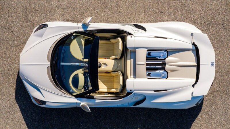 Bugatti W16 Mistral: Oproštaj od roadstera i W16 motora