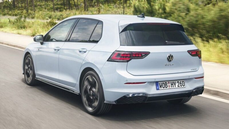 VW-ovi bestselleri s novim srcem: Golf i T-Roc kao serijski hibridi