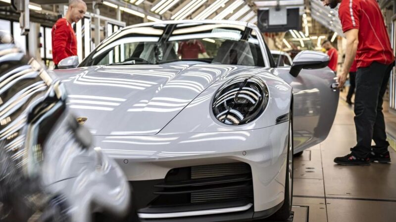 Porsche u problemima: Pad prodaje, otpuštanja radnika