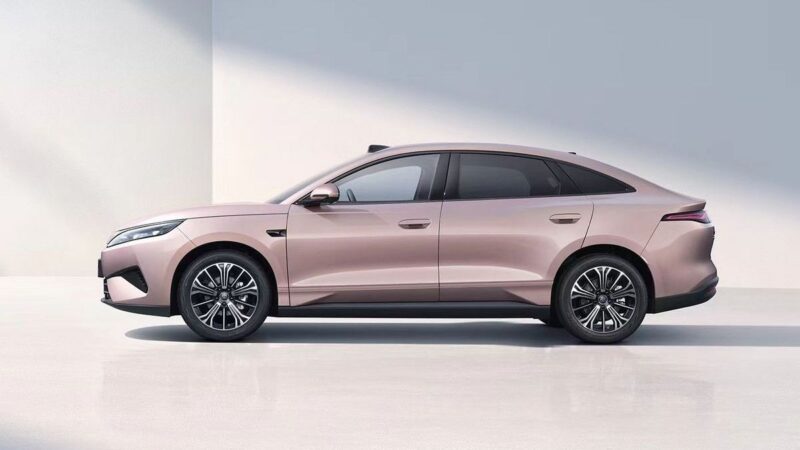 BYD Qin Max: Treći model iz porodice pristupačnih hi-tech limuzina