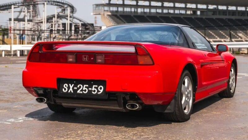 Prodaje se Honda NSX koju je vozio legendarni Ayrton Senna