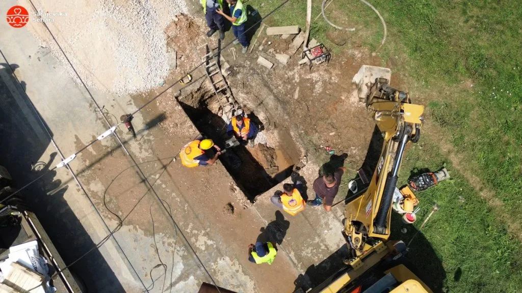 Direktor Vodovoda o radovima u ulici Safeta Hadžića: Sanacija dva kvara trajat će najmanje 12 sati