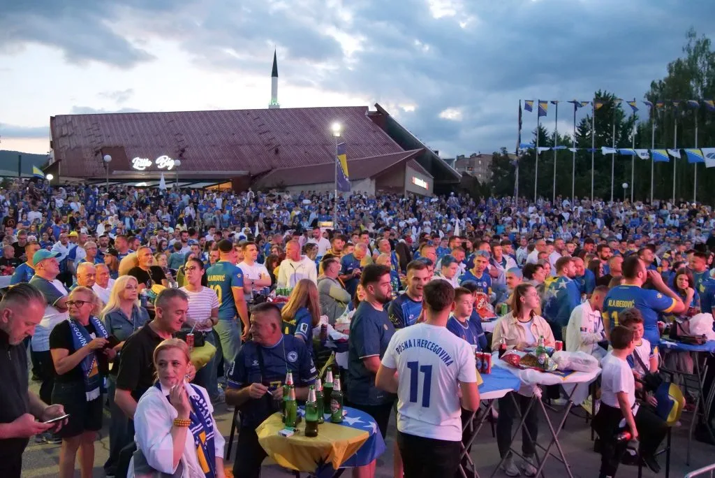 Upozorenje i preporuke za organizatore javnog praćenja nogometne utakmice SAD Bosna i Hercegovina !