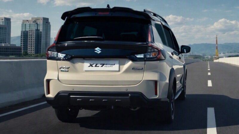 Suzuki XL7: Obnovljen niskobudžetni SUV sa sedam sjedišta