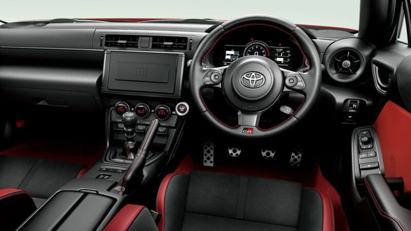 Toyota GR86: Nakon ažuriranja značajno jeftinija od Subaru BRZ-a