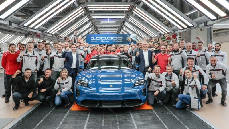 Porsche Taycan: Pad prodaje pojačava špekulacije