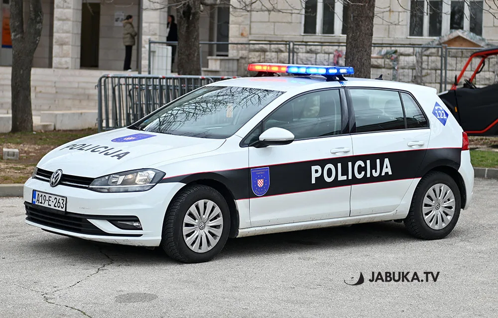 Krađa u Posušju: Iz trgovine otuđeno više parfema
