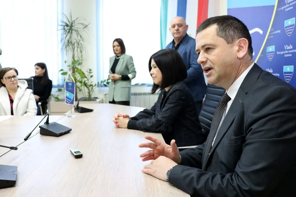 Ministar financija HNŽ-a prijavio prijetnje smrću: Iza svega stoji poznato političko ime u Mostaru?