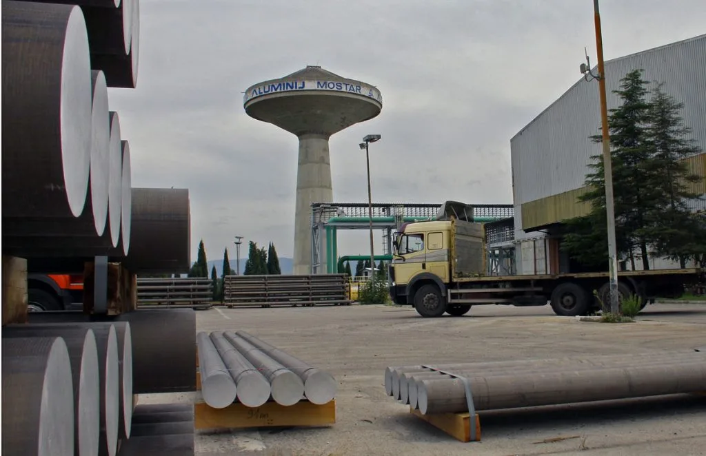 Mostar: Radnik poginuo prilikom radova u krugu Aluminija