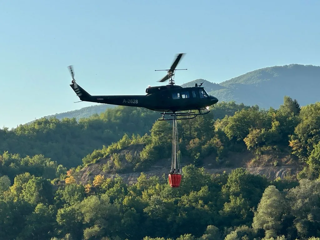 Požari ne jenjavaju: Vatra na više lokacija, izdano i upozorenje zbog vrućine