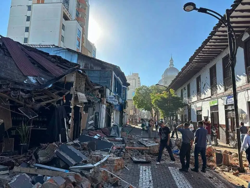 Snažan potres magnitude 7,4 pogodio Kolumbiju: Zgrade se rušile, ljudi ostali zarobljeni