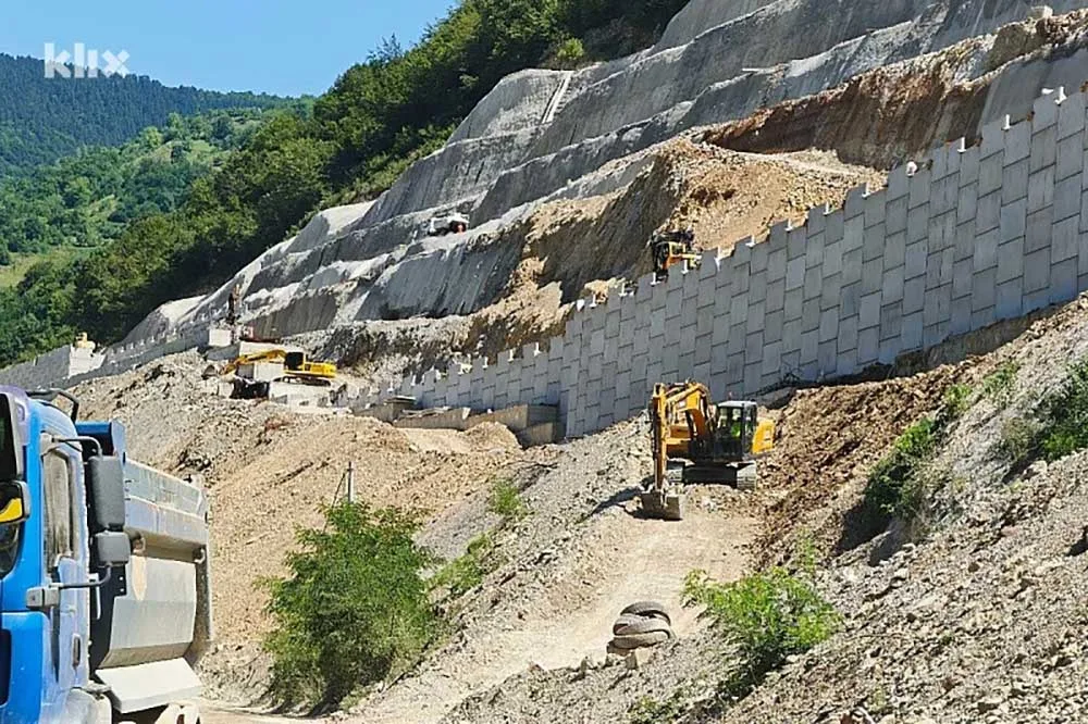 Tragedija na gradilištu: Dva radnika poginula, treći teško ozlijeđen