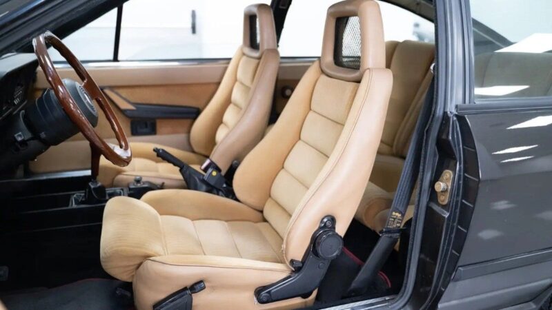 Oldtimer iz oglasnika: Alfa GTV 2.0, kao nova nakon 43 godine