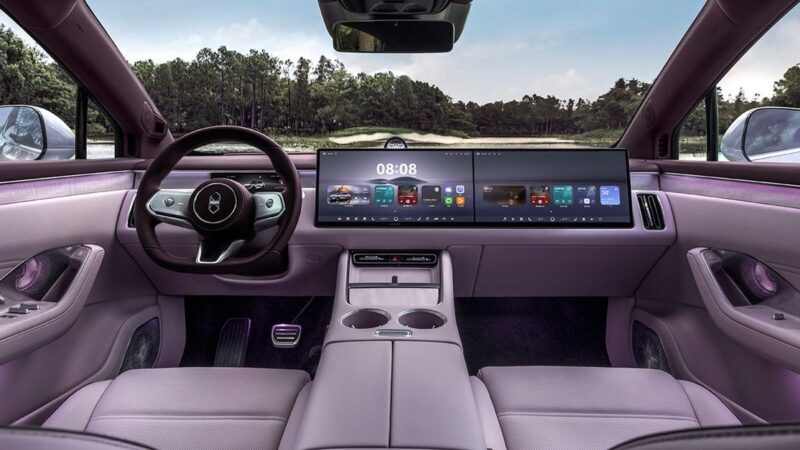 Luxeed R7: Cross-coupe dobio redizajniranu unutrašnjost i jači e-motor