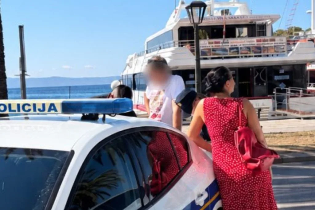 Makarska: Zbog grba kluba na majici, mladić napadnut i bačen u more
