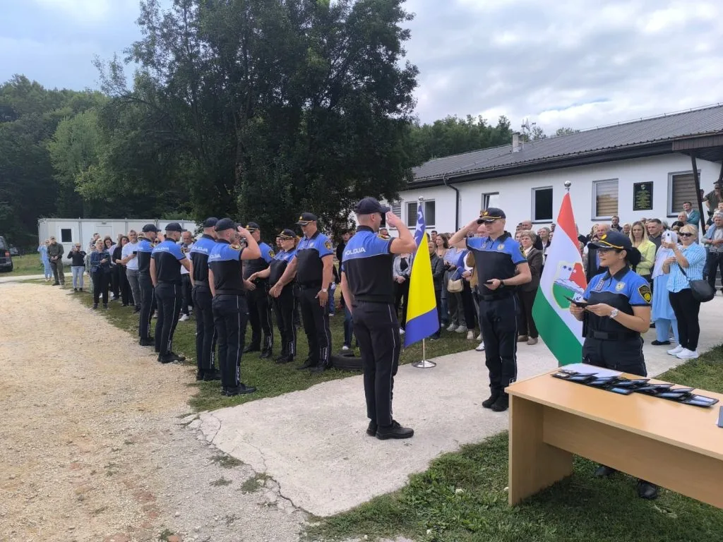 Svečanu zakletvu položilo 40 novih policijskih službenika MUP SBK-a