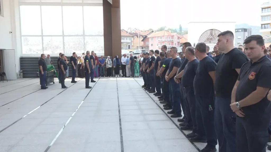 Obavljeni posljednji ispraćaj i dženaza Emiru Mujiću
